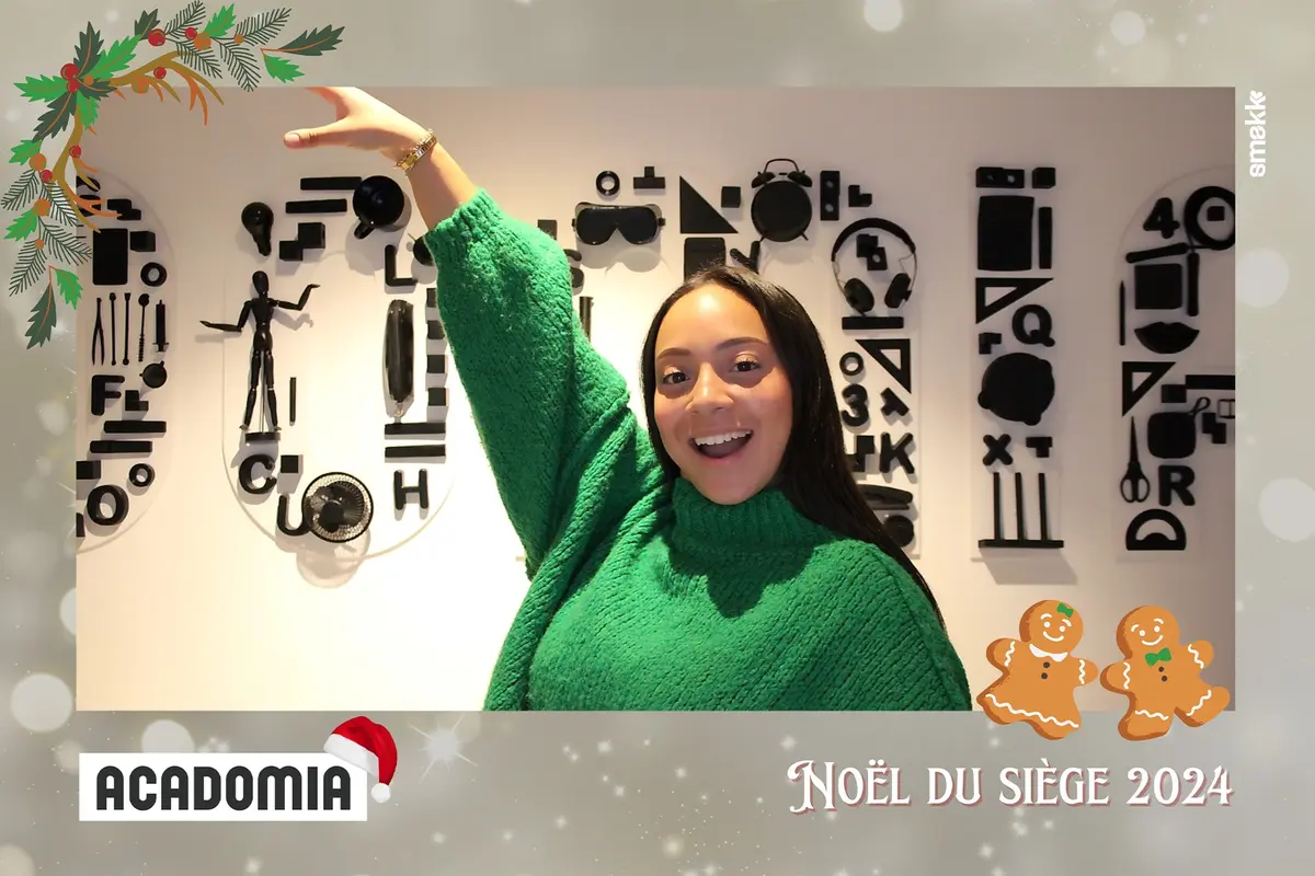 Tirage photobooth Smakk du Noël du siège 2024 d'Acadomia, contour d'hiver avec houx et pains d'épices