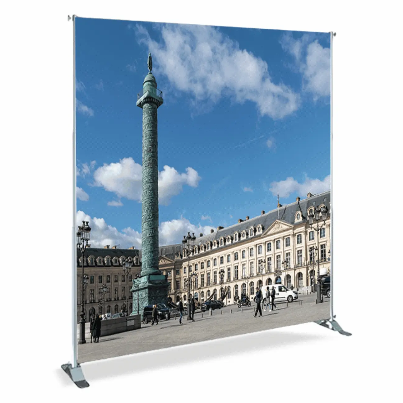 Photocall Smakk en location avec bâche imprimée Place Vendôme à Paris, structure autoportante aluminium et poteaux télescopiques