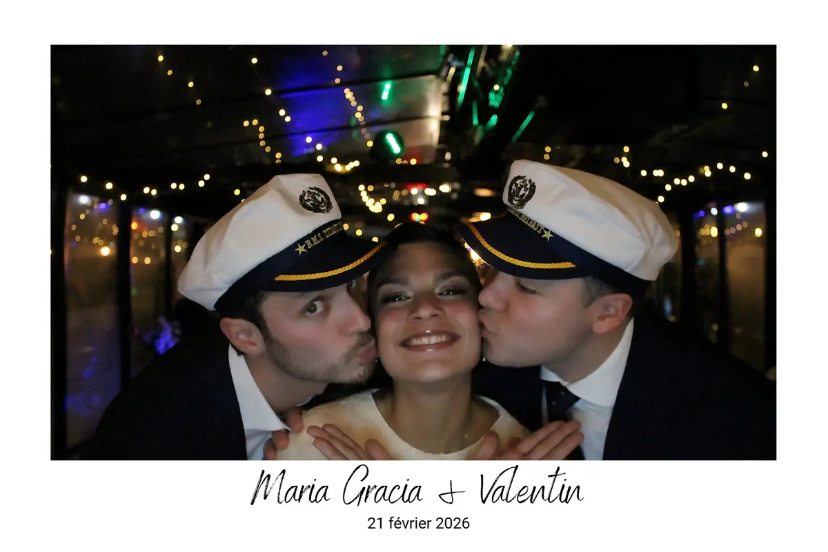 Photobooth Smakk lors d'un mariage sur péniche