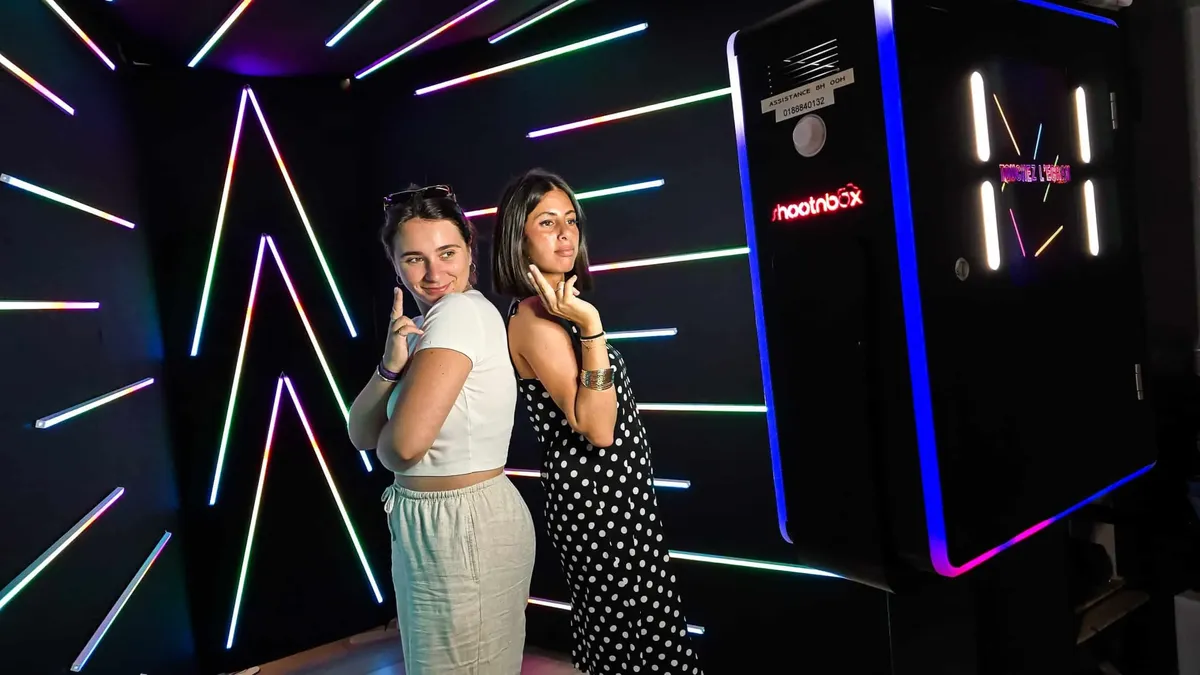 Devis clair et transparent pour la location de photobooth anniversaire Shootnbox, sans frais cachés