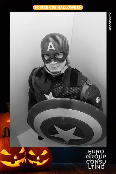 Stand photobooth personnalisé aux couleurs d'une marque lors d'un salon professionnel